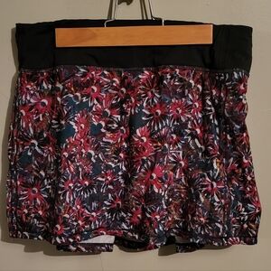 Lululemon Athletica Black and Multicolor Skirt